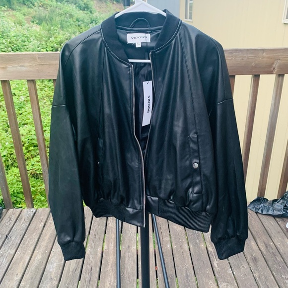 VIGOSS Faux Leather Bomber Jacket NWT - Picture 4 of 7